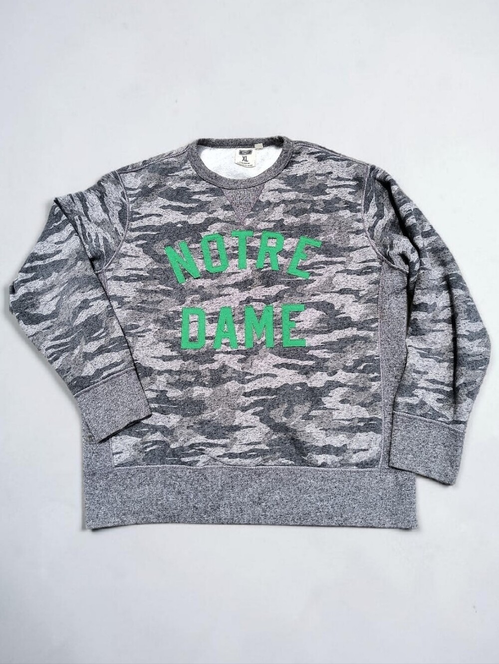 Notre Dame Gray Camo Tailgate Crewneck Sweatshirt with Green Lettering XL
